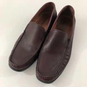Aldo burgundy/brown slip on loafers
